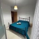 Tra Centro E Mare Con Parcheggio Privato *