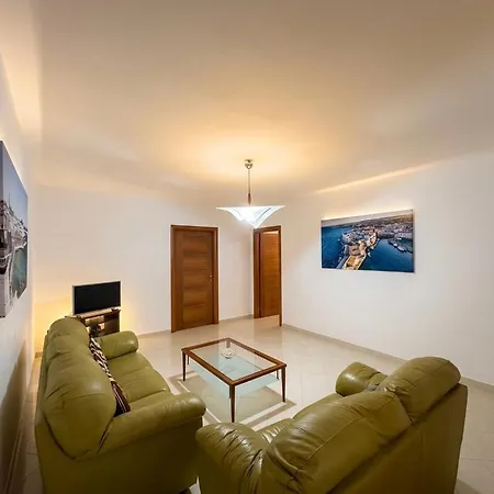 Tra Centro E Mare Con Parcheggio Privato Διαμέρισμα